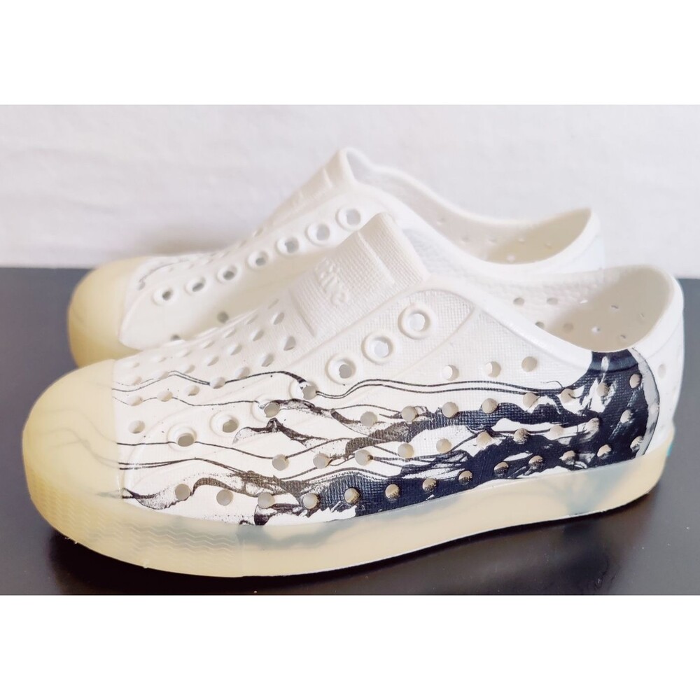 Native Bloom Little Kids Jelly Fish Size C8 Unisex Slip On Lite Sandals